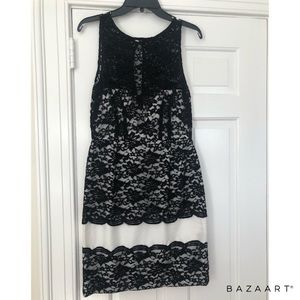 Taylor Size 4 Black and White Lace Dress